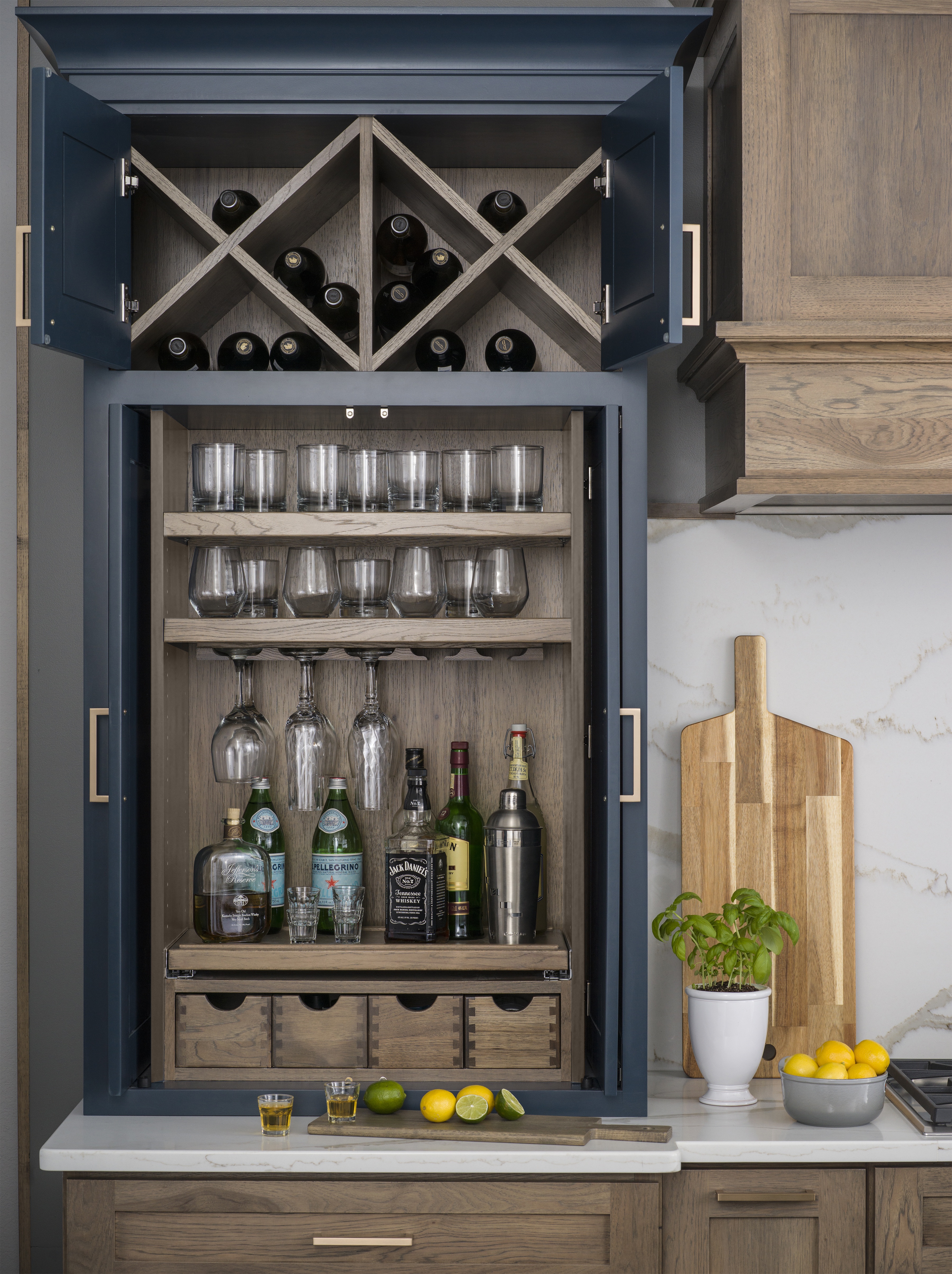 Beverage larder cabinet storage solution to keep a clean kitchen