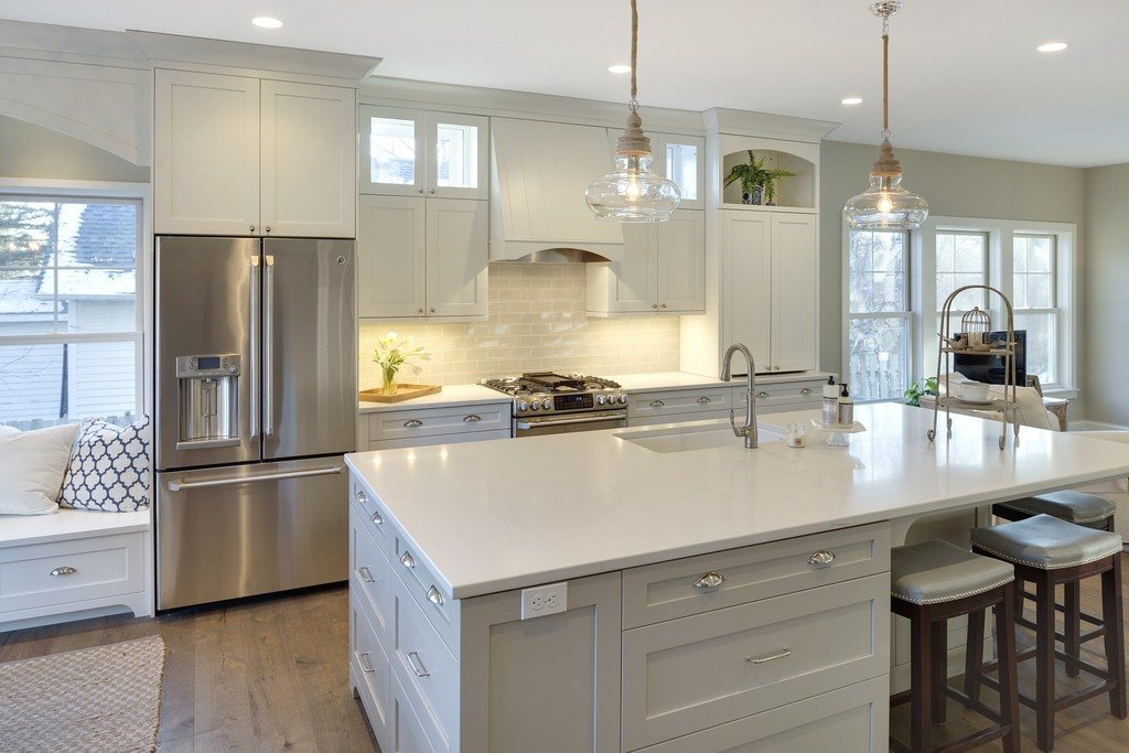 Small White Cottage Transitional Kitchen with Island