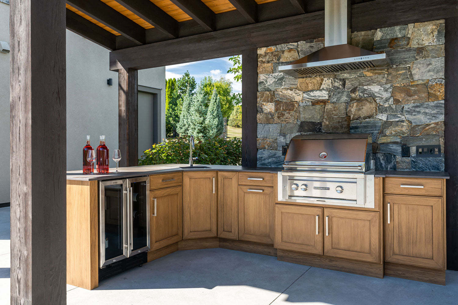 Outdoor Kitchen, How To Weatherproof Outdoor Cabinets