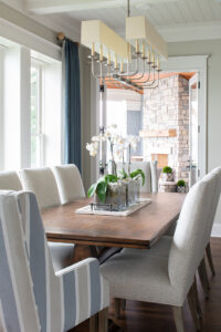 StudioM_ECTradStyleHome_WebRes_DiningRoom