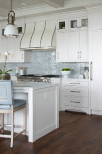 StudioM_ECTradStyleHome_WebRes_Kitchen-08