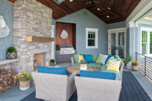 StudioM_ECTradStyleHome_WebRes_Patio-01